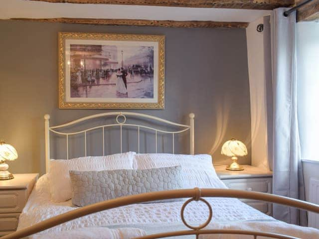 Double bedroom | Lamb Inn, Leominster