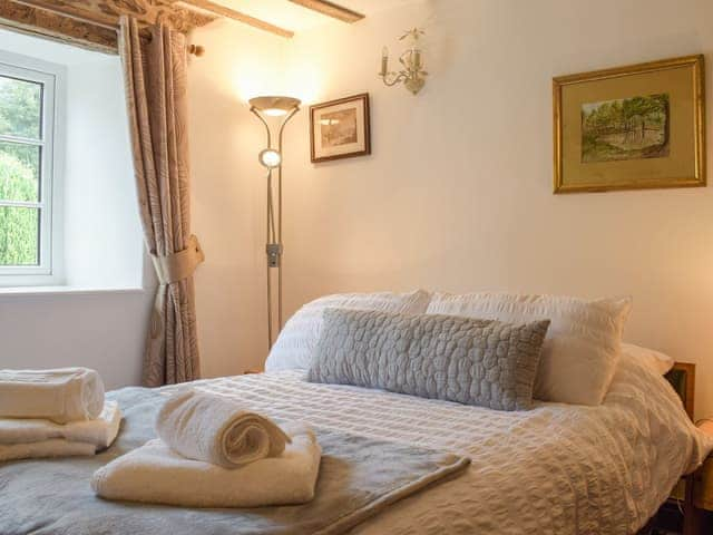 Double bedroom | Lamb Inn, Leominster