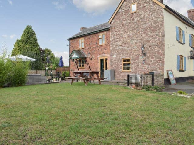 Outdoor area | Lamb Inn, Leominster