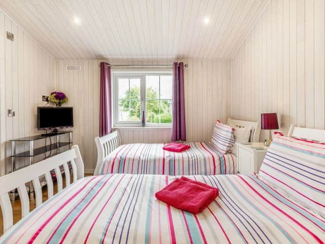 Twin bedroom | Bay Tree Lodge, Willington, near Derby