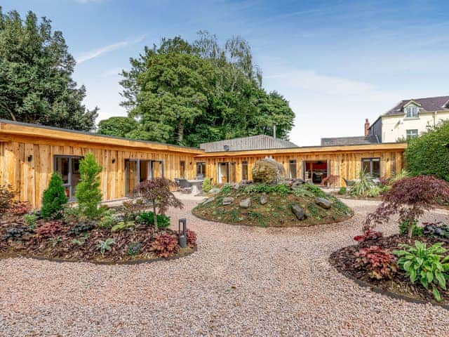 Exterior | Celyn - The Secret Garden, Llagadfan, Welshpool