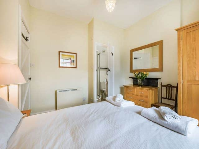 Double bedroom | Eider Cottage, Budle Bay, Waren Mill, near Bamburgh