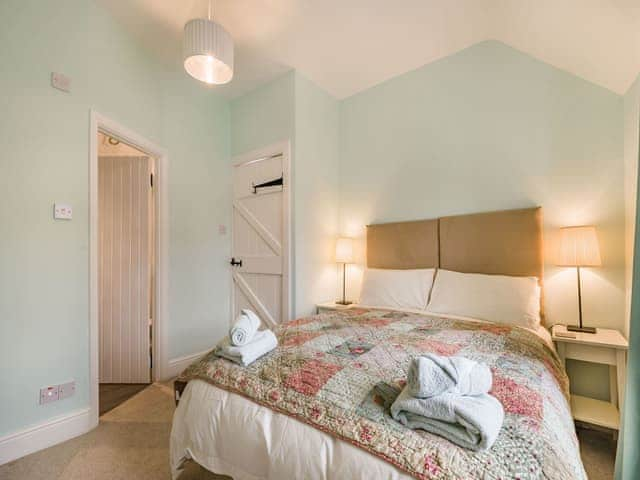 Double bedroom | Eider Cottage, Budle Bay, Waren Mill, near Bamburgh