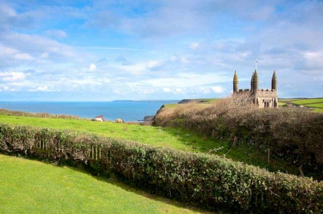 Church Cottage - Barton and Church Cottages, Crackington Haven