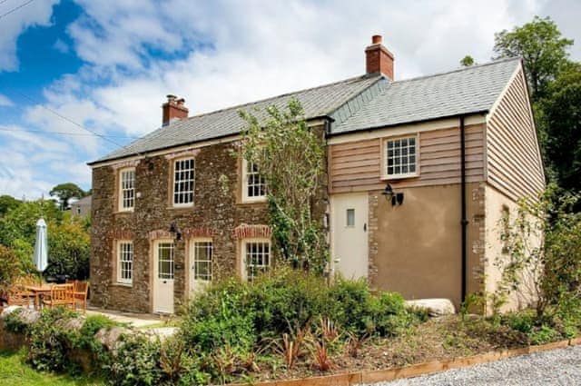 Holly Cottage - Tregothnan Properties, Coombe