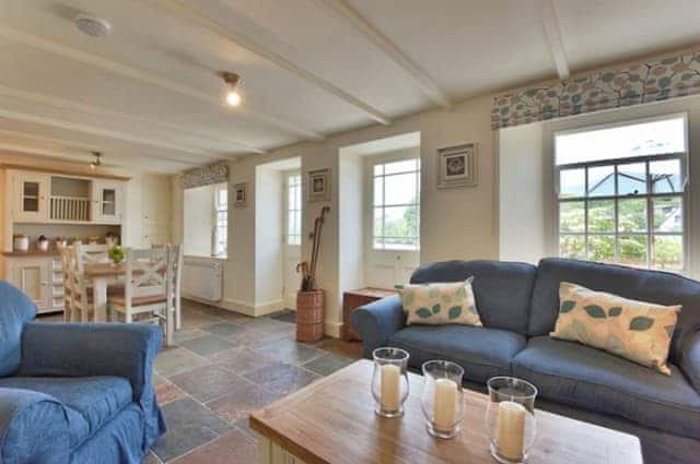 Holly Cottage - Tregothnan Properties, Coombe