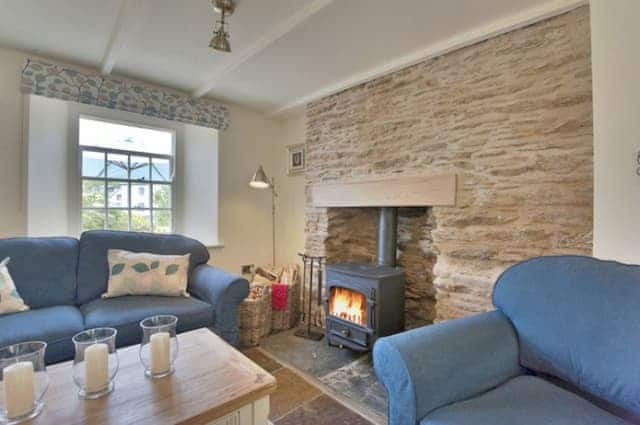 Holly Cottage - Tregothnan Properties, Coombe