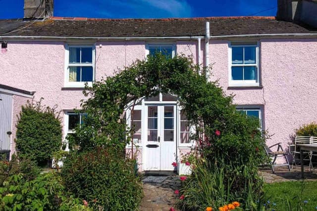 Camellia Cottage, St Mawes