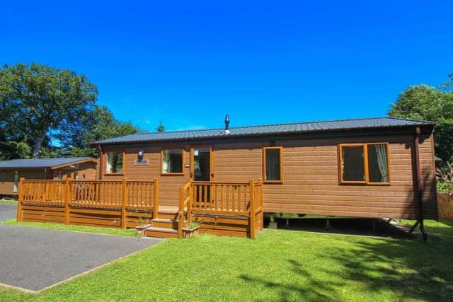 Daisy Lodge - Daisy Copper Lodges, Lanlivery, near Lostwithiel