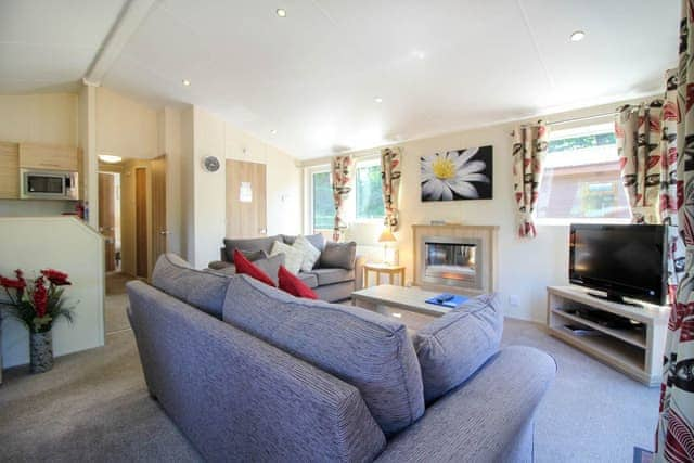 Daisy Lodge - Daisy Copper Lodges, Lanlivery, near Lostwithiel