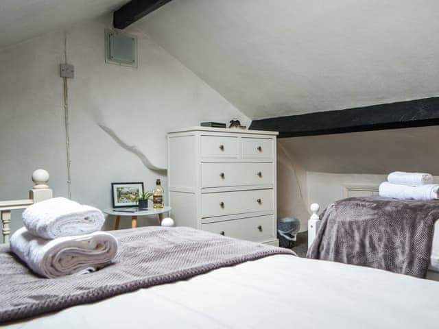 Twin bedroom | Roses Cottage, Santon, near Holmrook