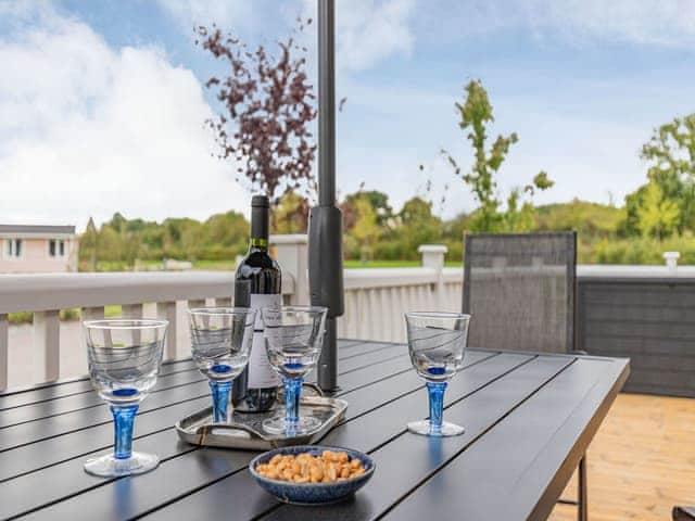 Outdoor eating area | Rosemary Lodge, Mercia Marina, near Derby