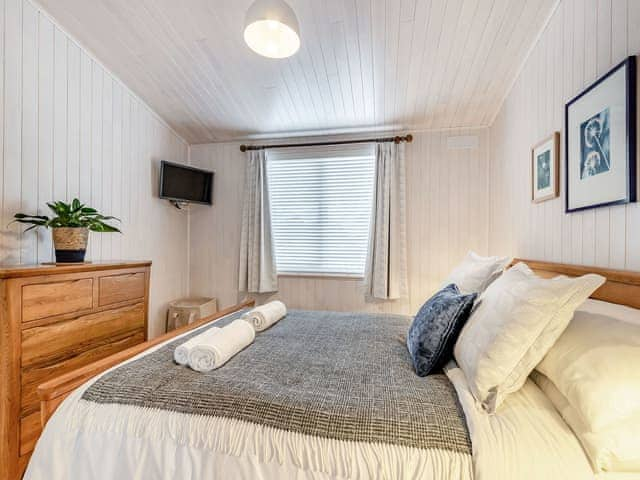 Double bedroom | Rosemary Lodge, Mercia Marina, near Derby