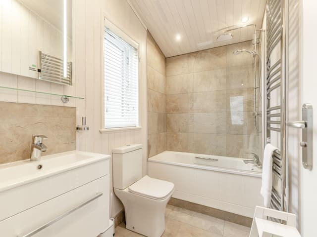 En-suite | Rosemary Lodge, Mercia Marina, near Derby