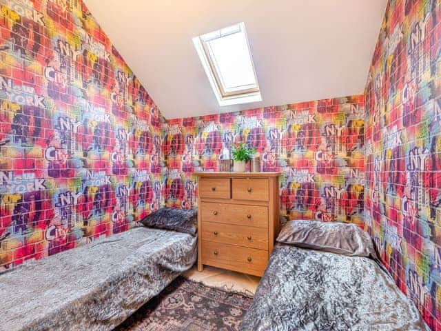 Twin bedroom | 6 Fairfield Road, Buxton 