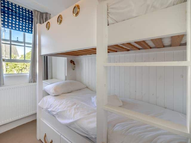 Bunk bedroom | Daisy Cottage, Shaldon