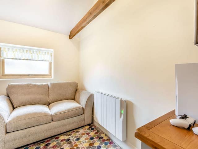 Twin bedroom | Tawny Acre Barn - Harps Hall Barns, South Walton Highway, Wisbech