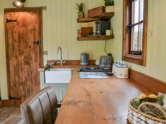 Interior | Mayflower - Martindale Shepherds Huts, Pocklington