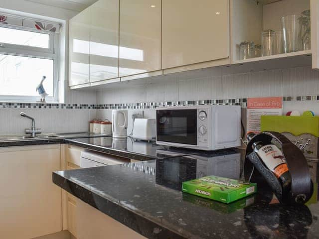 Kitchen area | Beach View, Widemouth Bay