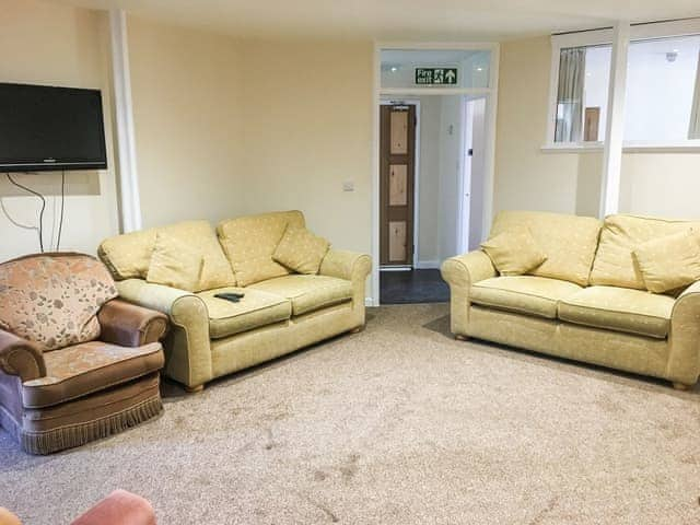 Sitting room | Clusters Chapel, Belper