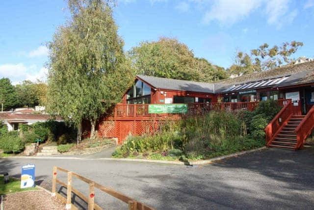 Chough Cottage at Pendra Loweth, Falmouth