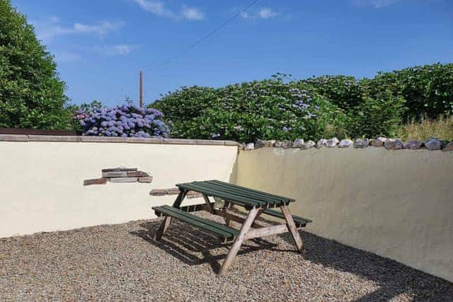 Bramble Cottage - Juliots Well Cottages, Camelford