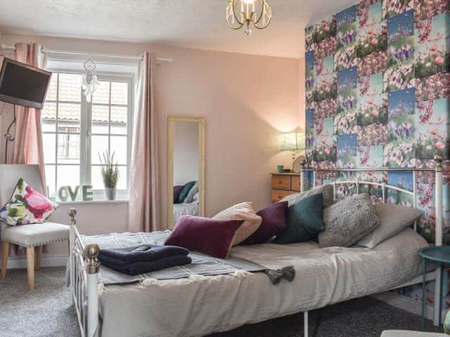 Double bedroom | Elms Cottage, Sadberge