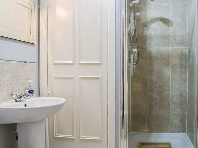 En-suite | Blenheim Park House, Minehead