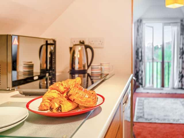 Kitchen area | Cosy Country Lodge - Cosy Country Lodge and Tudor Farmhouse, High Halden, near Tenterden