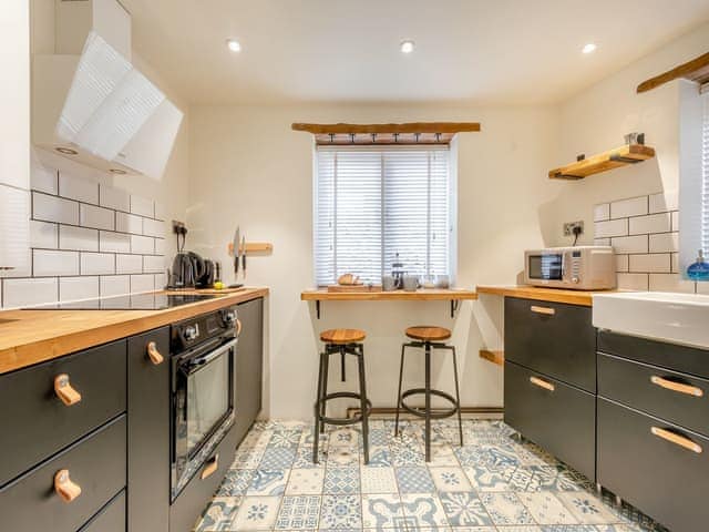 Kitchen | Patience Cottage, Milton-Under-Wychwood