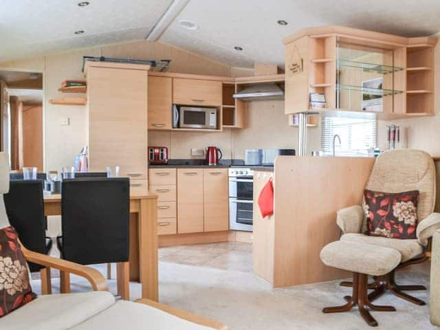 Open plan living space | Forest Views Caravan Park- Ruan&rsquo;s Roost - Forest Views Caravan Park, Moota, near Cockermouth