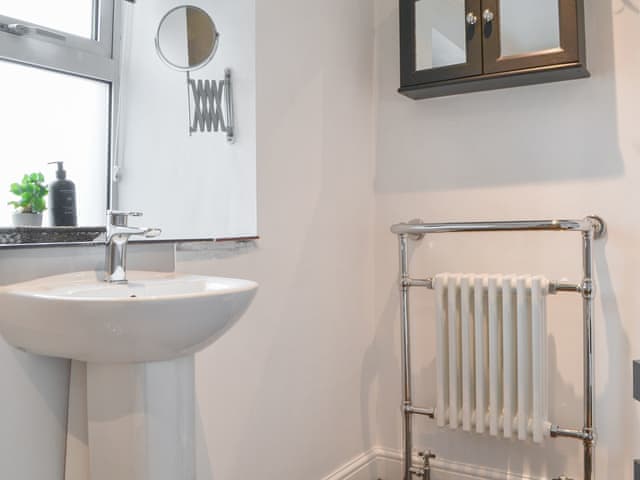 Bathroom | Mill Cottage, Gosforth