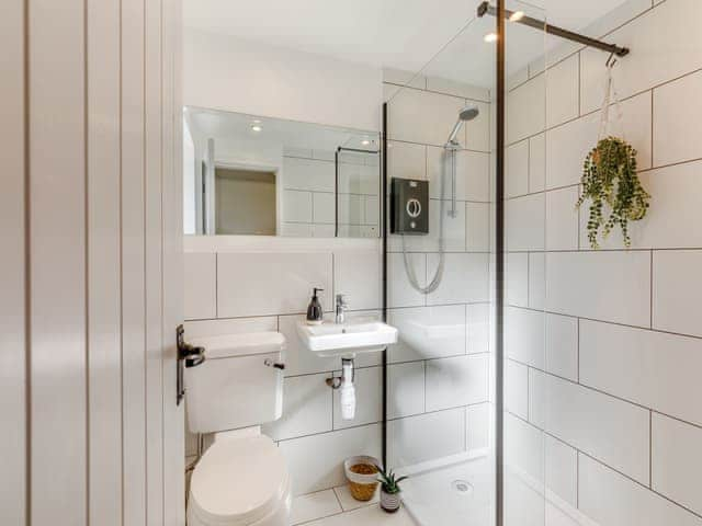 Shower room | Barn on the Wall, Carlisle