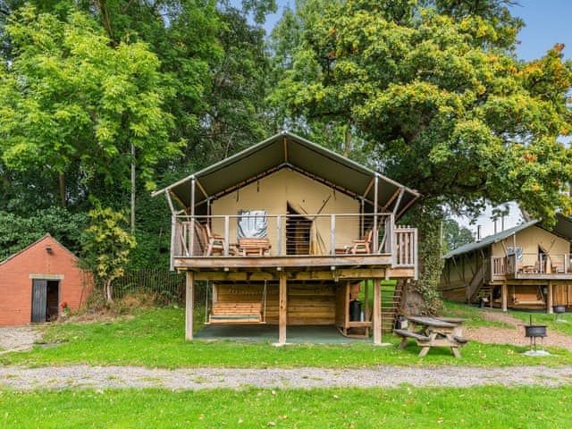 Exterior | Pump House Lodge - Sweeney Farm Glamping, Sweeney, near Oswestry