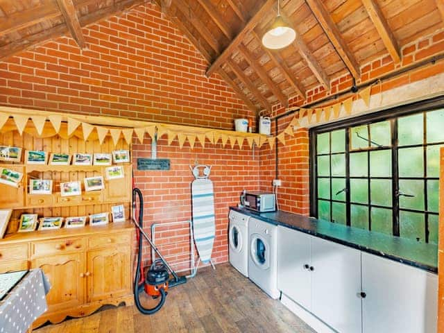 Utility room | Pump House Lodge - Sweeney Farm Glamping, Sweeney, near Oswestry