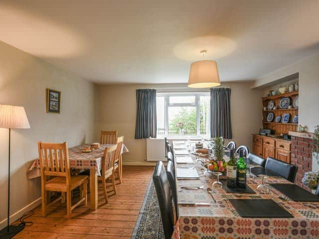 Dining room | Garth Ucha, Llanyblodwel