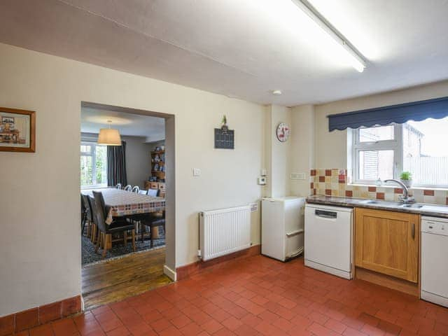 Kitchen | Garth Ucha, Llanyblodwel