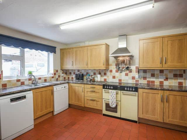 Kitchen | Garth Ucha, Llanyblodwel