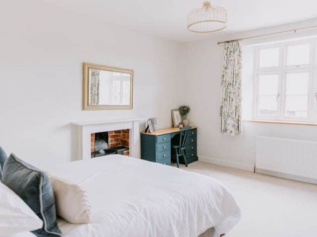 Double bedroom | The Farmhouse at Polehanger, Shefford