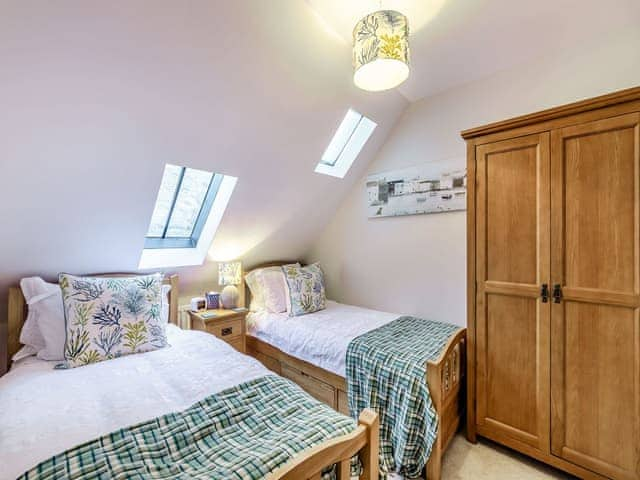 Twin bedroom | Cobblestone Cottage, Seahouses