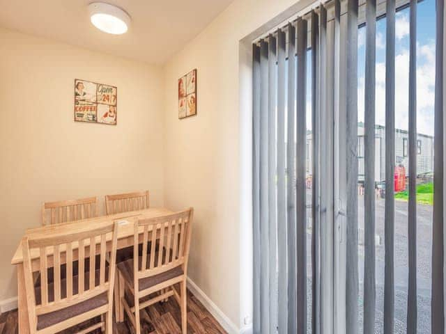 Dining Area | Rainbow Bungalow 1 - Kings Caravan Park, Chapel St Leonards