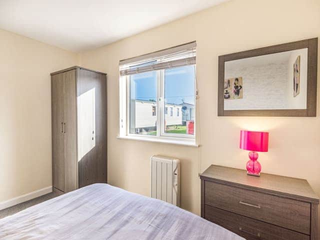 Double bedroom | Rainbow Bungalow 1 - Kings Caravan Park, Chapel St Leonards