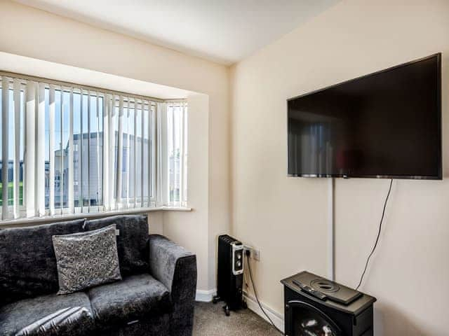 Living room | Rainbow Bungalow 2 - Kings Caravan Park, Chapel St Leonards