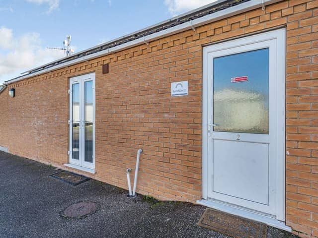 Outdoor area | Rainbow Bungalow 2 - Kings Caravan Park, Chapel St Leonards