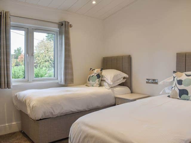 Twin bedroom | The Oaks - Oaklands Country Park, Great Strickland