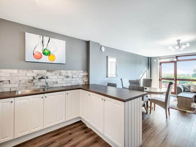 Kitchen area | Cottage 5 - Willow Lakes, Ashby cum Fenby