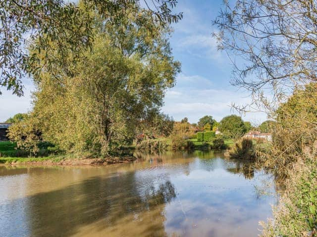 Garden and grounds | Cottage 5 - Willow Lakes, Ashby cum Fenby