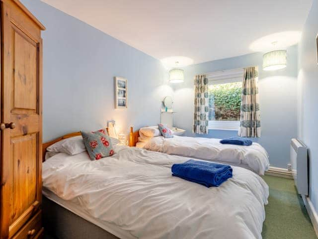 Twin bedroom | Advantage Point, West Lulworth, near Swanage