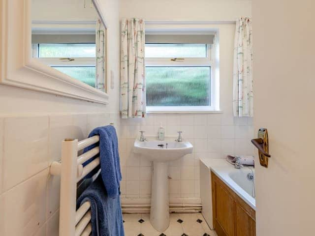 Bathroom | Advantage Point, West Lulworth, near Swanage