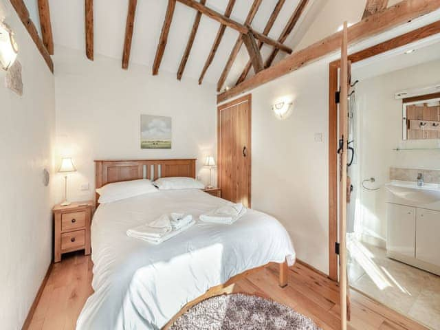 Double bedroom | The Bull&rsquo;s Box, West Chiltington